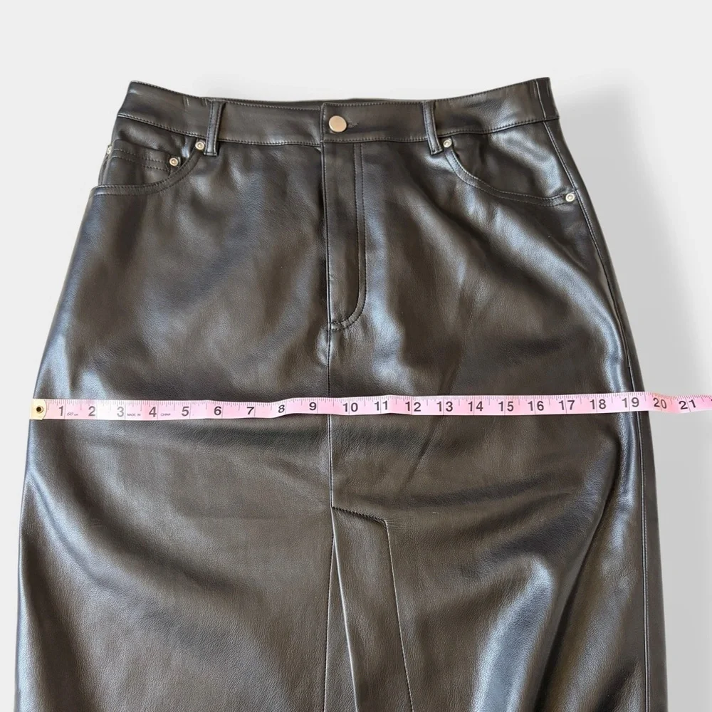 7 For All Mankind sleek all